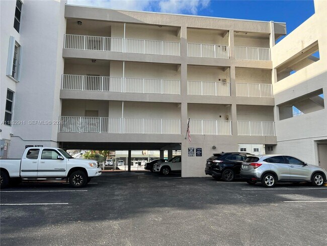 Photo - 3716 NE 168th St Unit 303