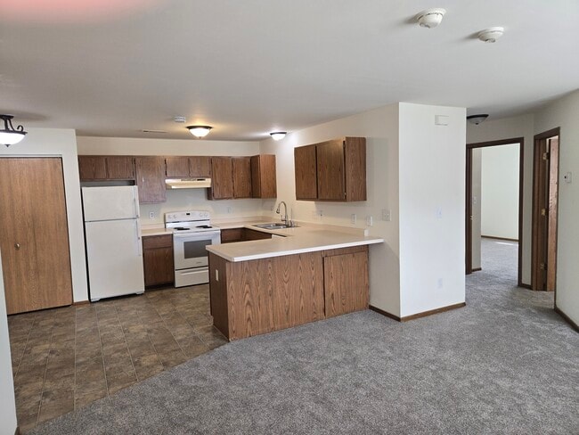 Lake Ridge Condominium