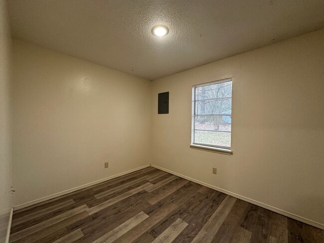 Photo - 3505 Elm St Unit A