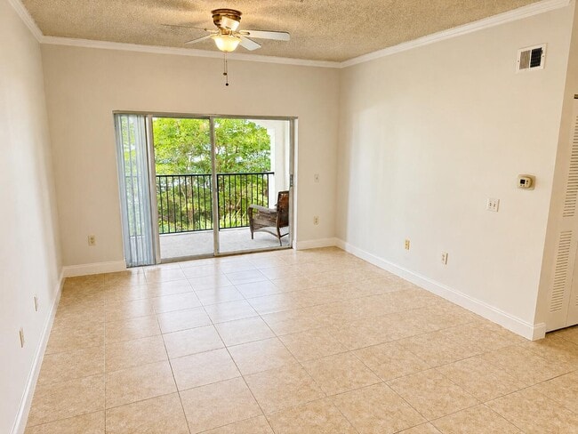 Building Photo - 1407 Tuscany Way Unit Ph 1407