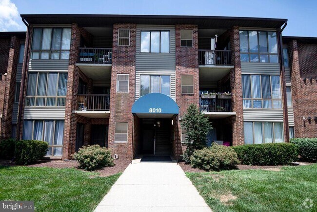 Building Photo - 8010 Needwood Rd Unit 102 Rental