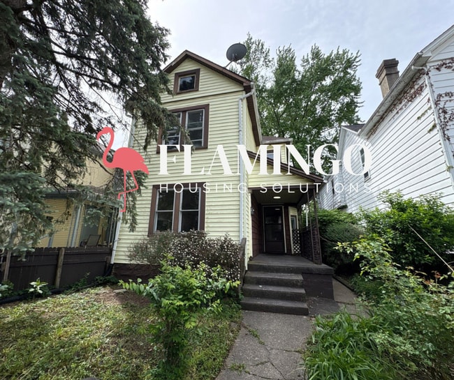 Building Photo - Freshly Remodeled 3BR Gem with Garage in Dayton’s Gem City