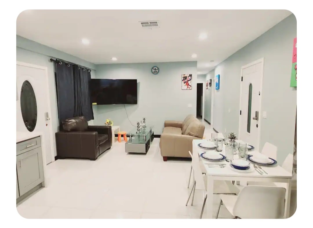 Living Room - 1766 W Goodhue Ave (Anaheim, CA)