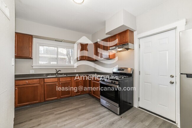 Photo - 1925 W Laura Ave