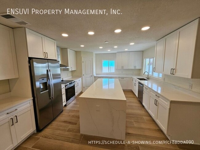 Photo - 1018 Spindle Palm Way