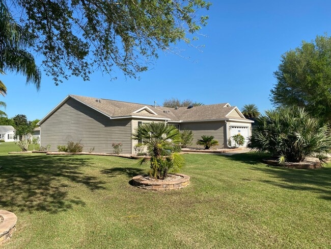 Photo - Beautiful ANNUAL, Fully Furnished, turnkey 3 Beds & 2 Baths in The Village of Sabal Chase