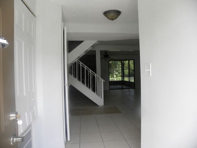 Photo - 4966 Sanoma Village