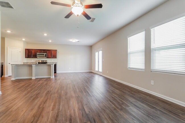 Photo - 3775 Place Dr