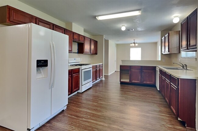 Photo - 19342 Little Pine Ln