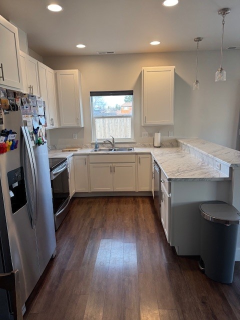 Kitchen - 205 Manhattan South Rd Unit C