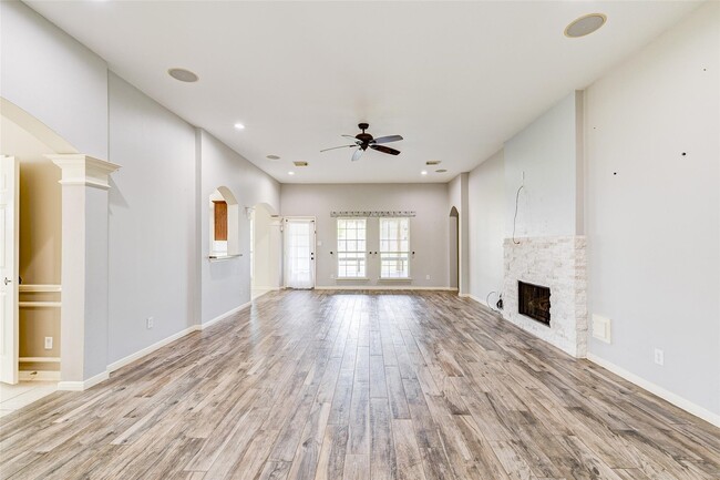 Photo - 25910 Oakridge Forest Ln
