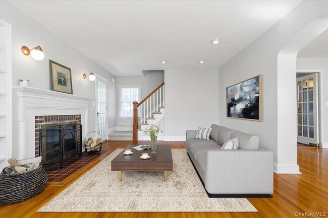 Photo - 35 Gordon Pl
