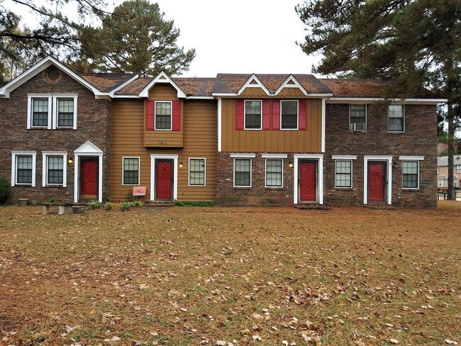 Building Photo - 1407 Brownstone Ave SW Unit 3