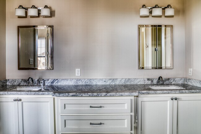 Photo - 5711 Winsome Ln