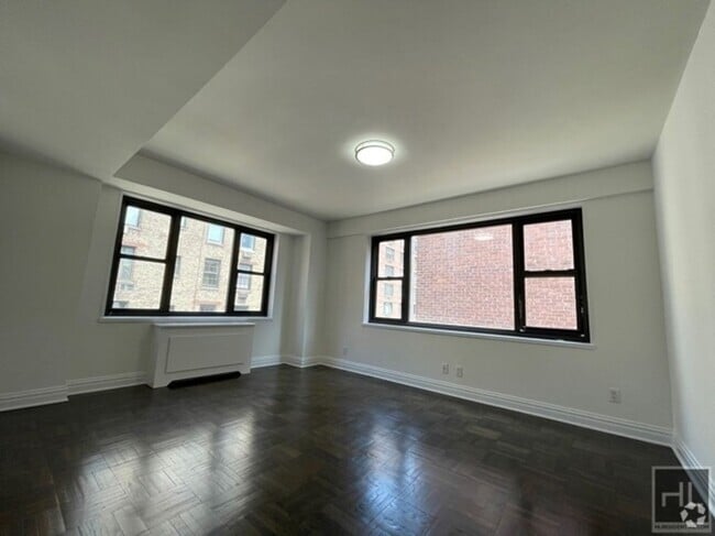 Building Photo - EAST 56 STREET Unit 1J Rental