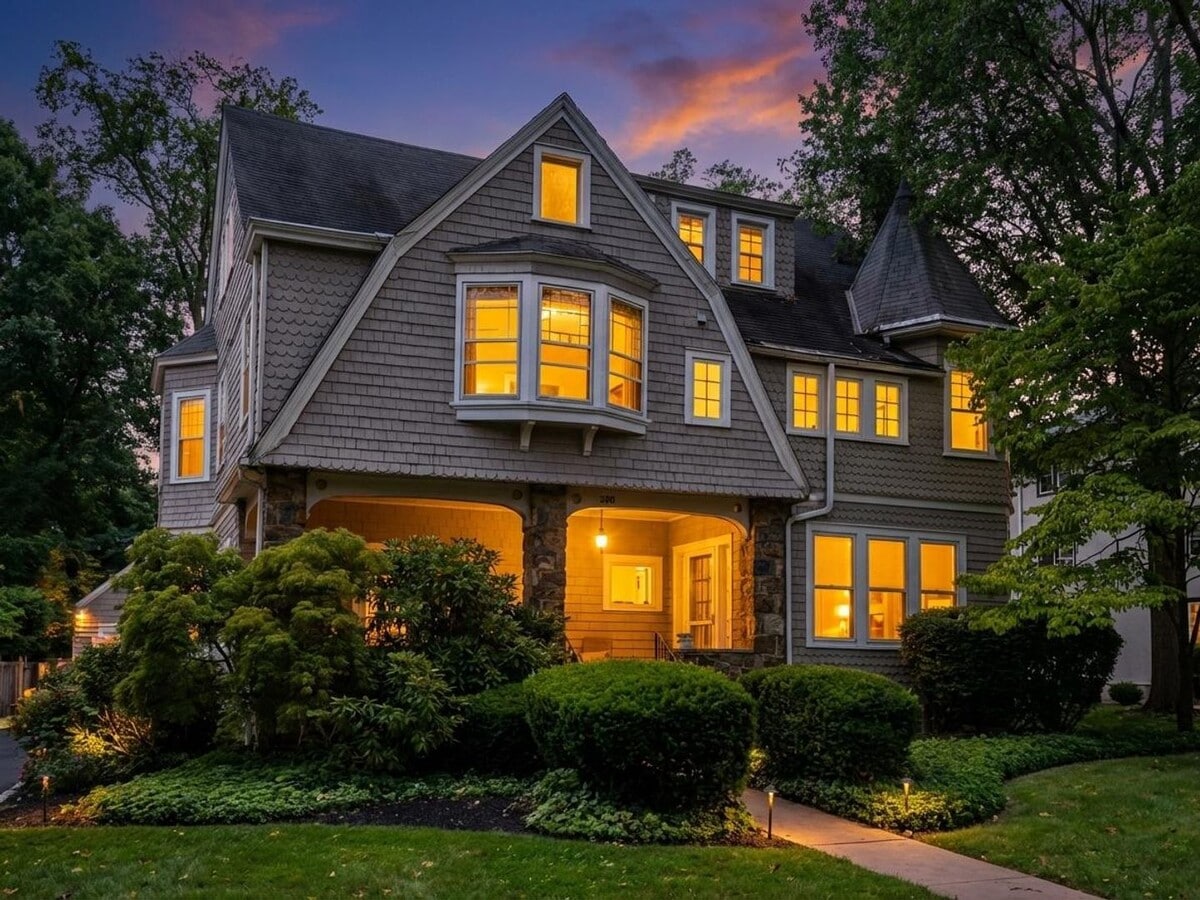 114 Walnut Avenue - 114 Walnut Avenue