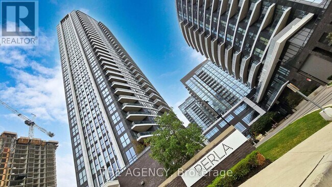 Photo - 35 Watergarden Dr Unit 820