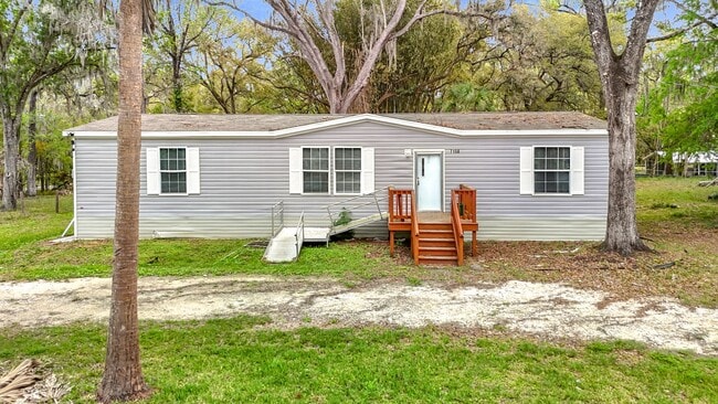 Building Photo - 3/2 Brooksville Available Now ! Apply for FREE TODAY!!