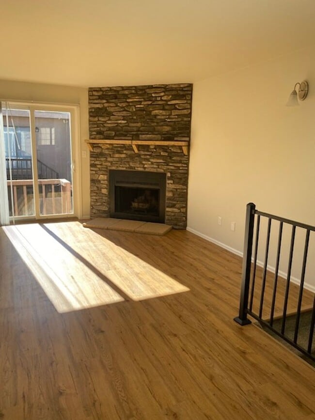 Photo - ALL PROSPECTIVE TENANTS MUST SUBMIT A $58 ...