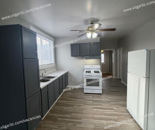 Photo - 3910 Deodar St Unit 2nd floor