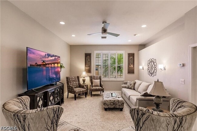 Building Photo - 9811 Ensign Ct