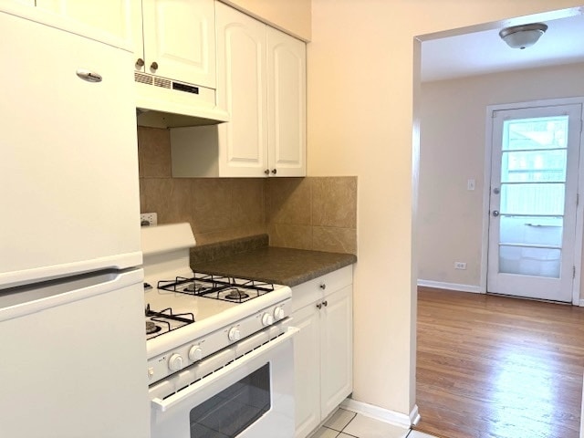 Photo - 811 Hibbard Rd