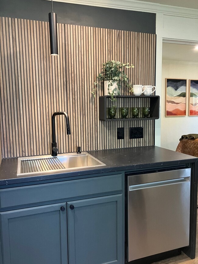 Photo - 1220 NW 36th St