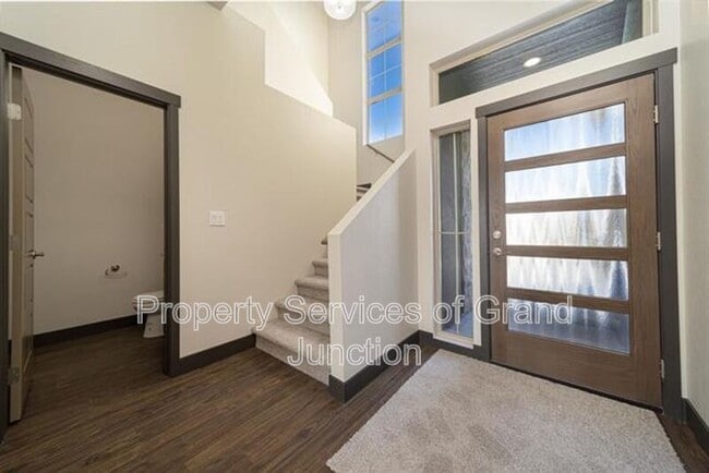 Photo - 2469 Apex Ave Unit B
