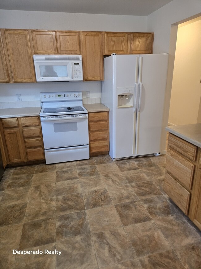Photo - 2323 Island Pl