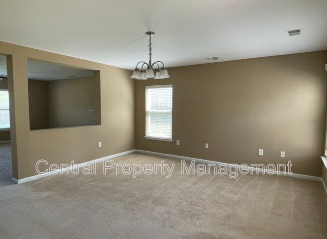 Photo - 184 Stonewood Crossing Dr