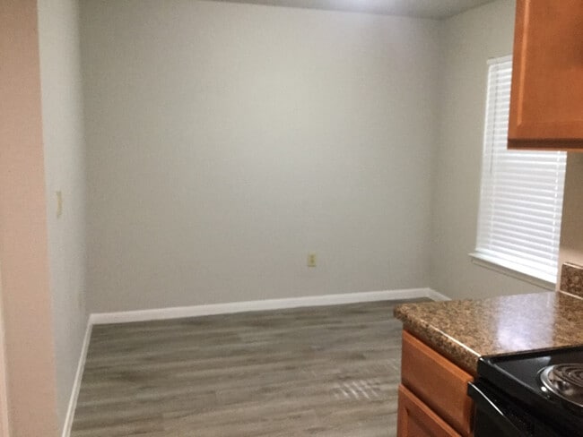 Photo - Park Yellowstone Apartment Homes