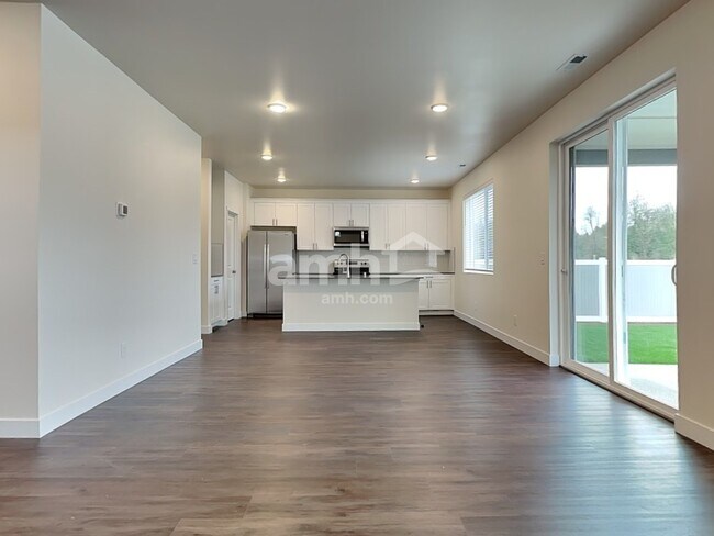 Photo - 7814 Verona Lp SW