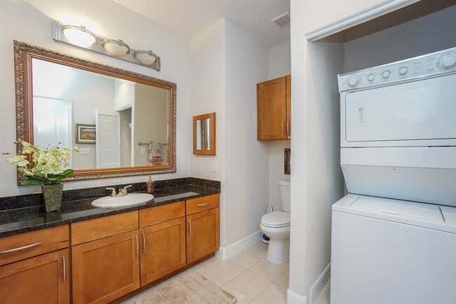 Photo - 2299 Lone Star Dr Unidad 202