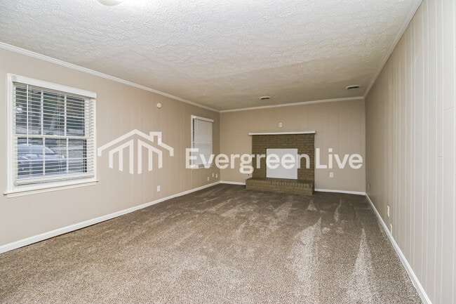 Photo - 4635 Richard Rd