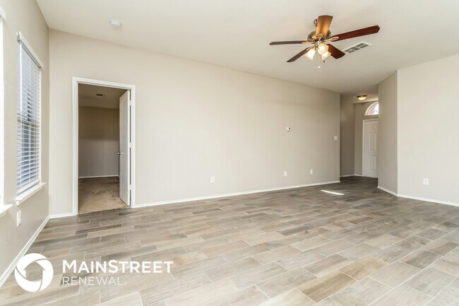 Photo - 717 Somerset Dr