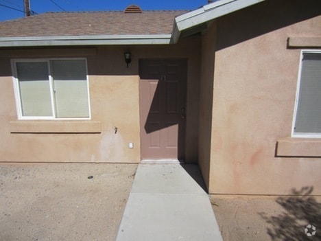 Building Photo - 6628 Yucca Ave Unit A Rental