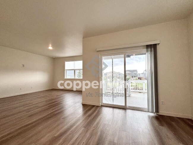 429 Bluebird Rd