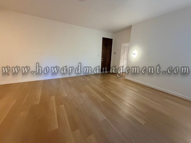 Photo - 6150 Buckingham Pkwy Unit 104