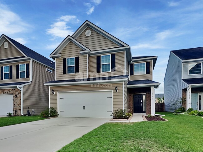 Building Photo - 636 Redbud Ln