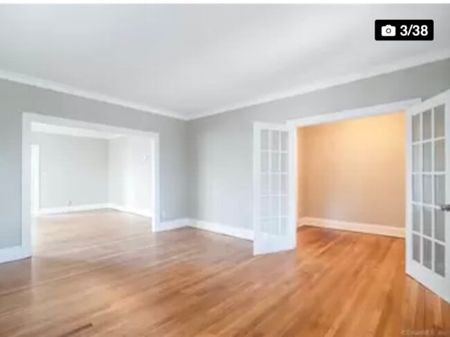Building Photo - 109 Irving St Unit 2nd fl Rental