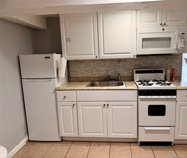 Photo - 249-48 148th Ave