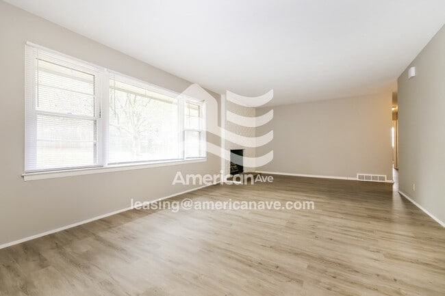 Photo - 8549 Meredith Ave