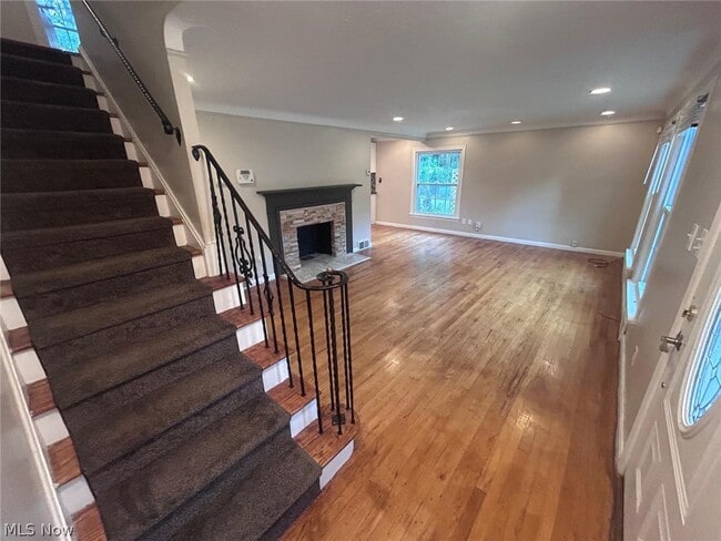 Photo - 20825 Farnsleigh Rd