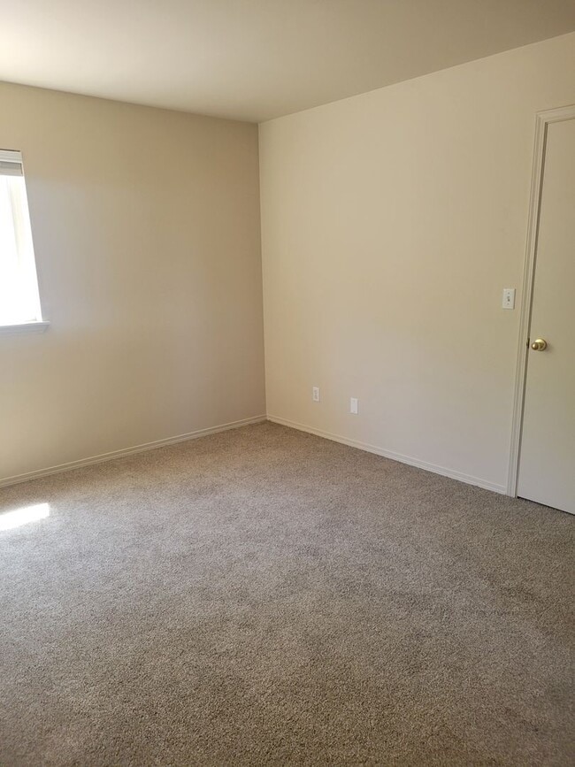 Photo - Hidden Valley 1037-1039 Unidad 1037