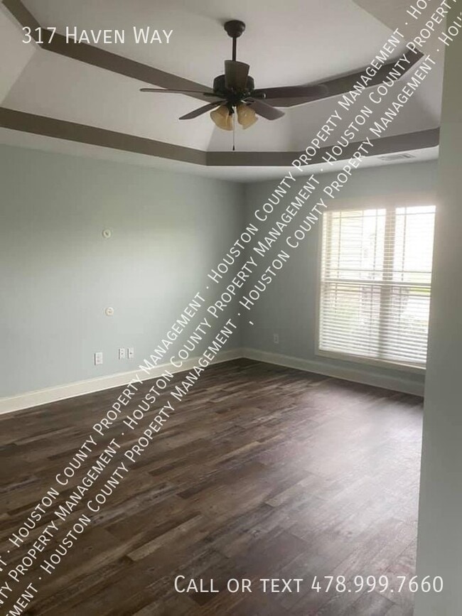 Photo - 317 Haven Way