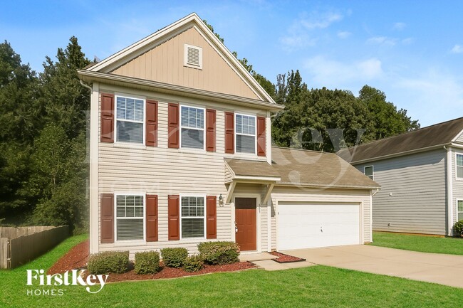 Photo - 303 Landis Oak Way