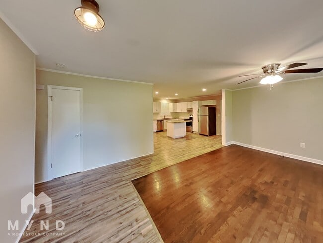Photo - 4202 Grissom St