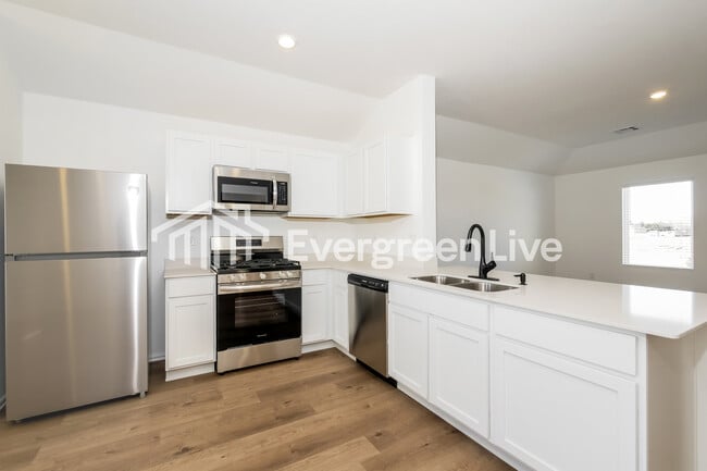 Photo - 4008 Becky Ln