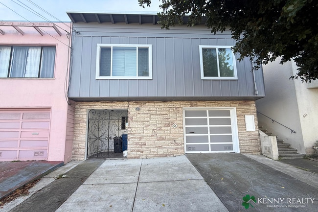 Building Photo - Remodeled 4BR/2BA Home w/ Dual Kitchens + New Appliances — Daly City