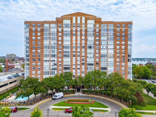 Building Photo - 250 E Harbortown Dr Unit 103 Rental